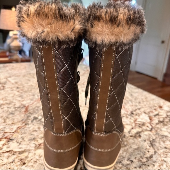 Bass women’s snow winter fur boots lace up water resistant warm - Picture 7 of 8